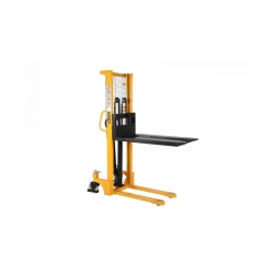 Hydraulic stacker truck with telescopic mast, lift 1600 mm