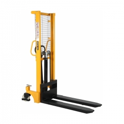 Hydraulic stacker truck with telescopic mast, lift 1600 mm