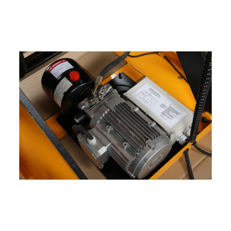 Elektrinis pakėlimo stalas, keliamoji galia 2000 kg