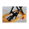 Lifting table with foot pump, capacity 150 kg