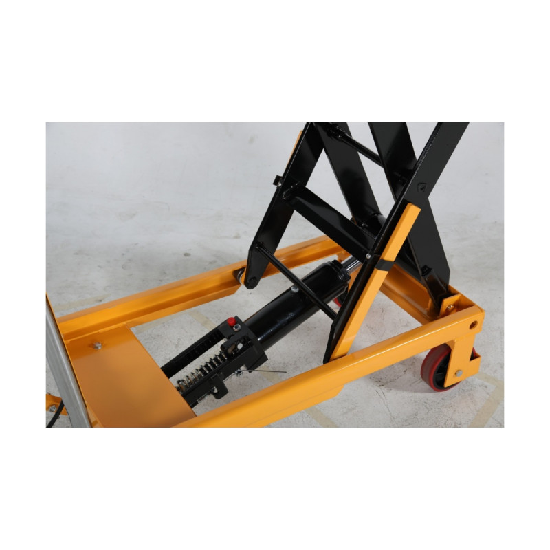 Lifting table with foot pump, capacity 500 kg
