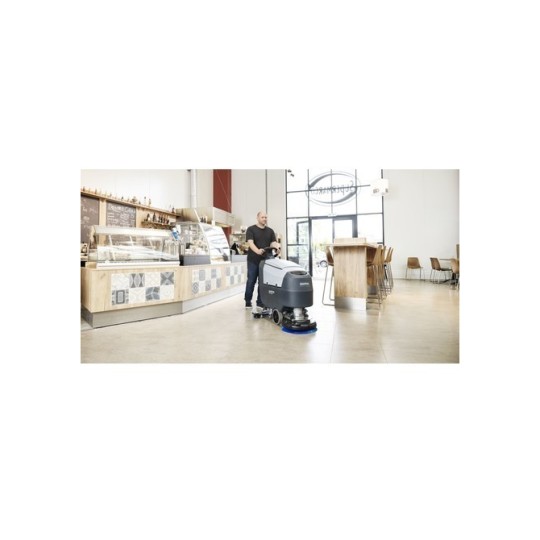 Nilfisk SC401 scrubber dryer