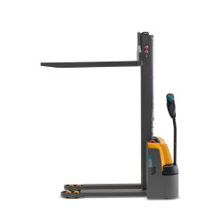 Jungheinrich EJC M10 E electric stacker  - 1540 mm, lithium-ion