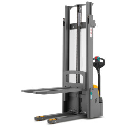 Jungheinrich EJC M10 ZT electric stacker truck –3300 mm, lithium-ion