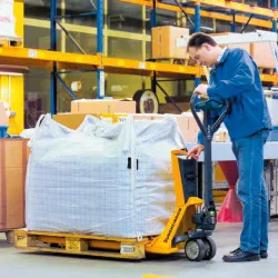 Jungheinrich AMW 22p pallet truck with scale and comfort display, load capacity 2200 kg, solid rubber / polyurethane