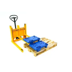 Jungheinrich AM V05 hand pallet truck, with wide track for display pallets