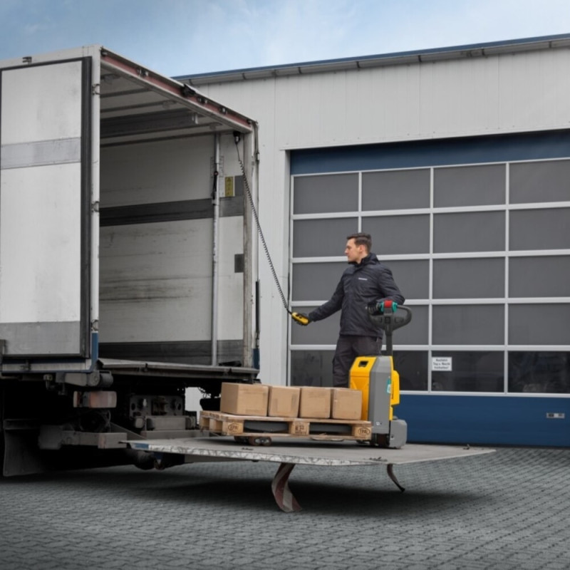 Jungheinrich AME 15 electric pallet truck, load capacity 1500 kg, fork length 800 mm