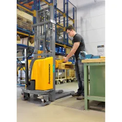 Jungheinrich HC 110 electric lift hand stacker, lift 3000 mm