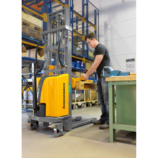 Jungheinrich HC 110 electric lift hand stacker, lift 3000 mm