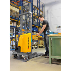 Jungheinrich HC110 electric lift hand stacker, lift 2500 mm