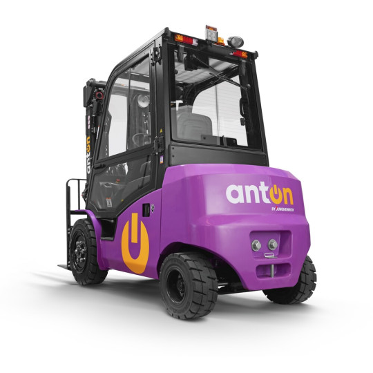 Electric forklift - CBH 2.5 | Mast 4800mm - ASS | AntOn by Jungheinrich