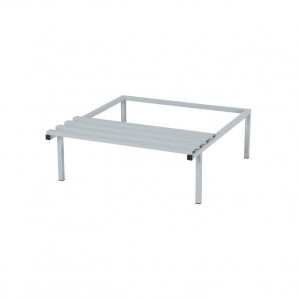 Bench to Z-Lockers, width...